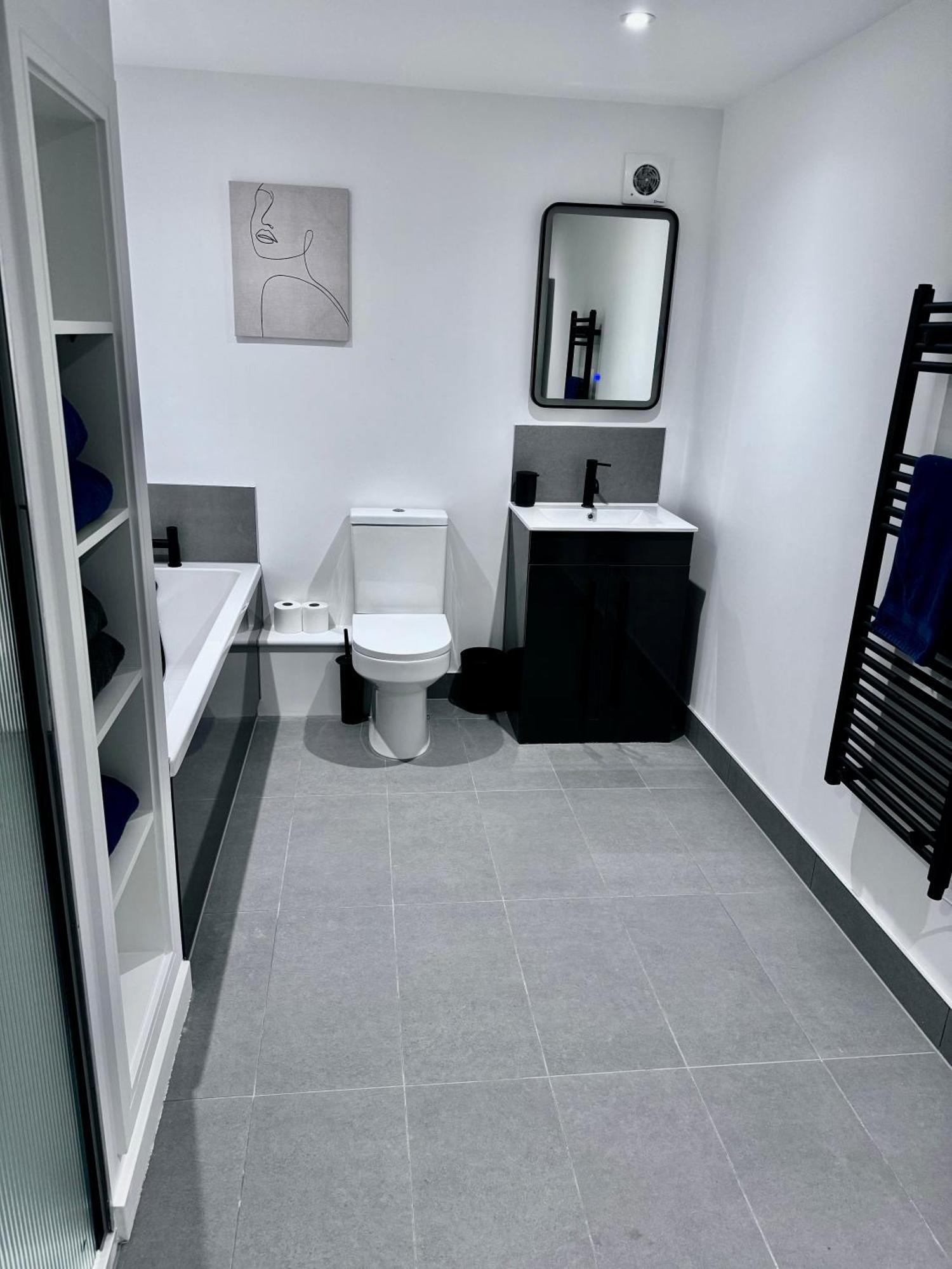 New 2 Bed Apartment In Royston High St Exterior foto